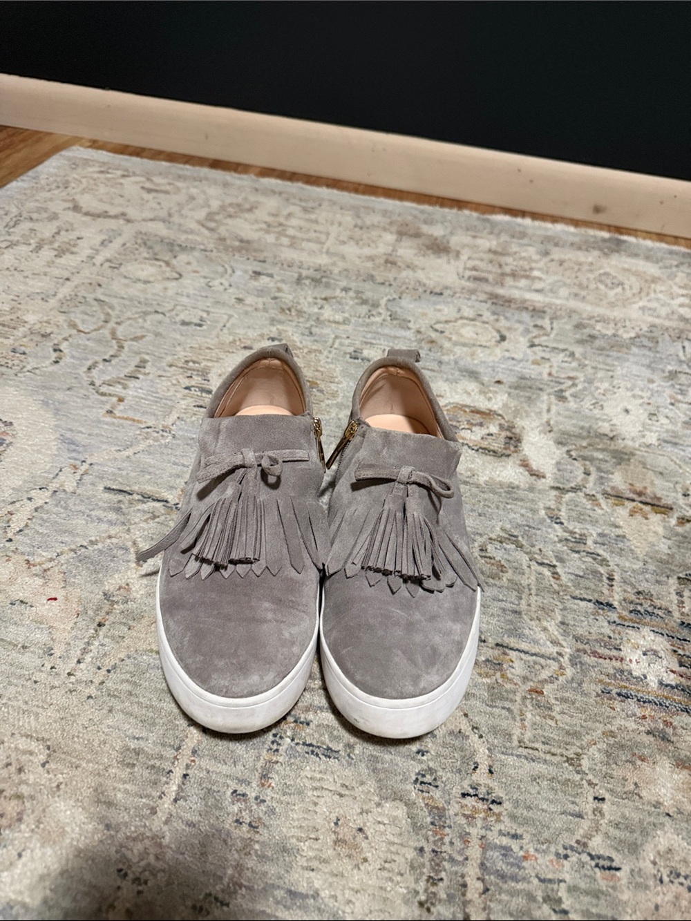 Kate Spade New York Chesley Grey Suede Fringe Tassel Zip Sneakers Size 9